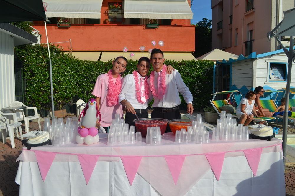 Hotel Tre Rose Riccione Extérieur photo